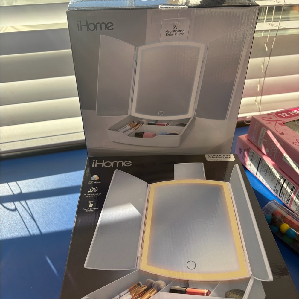 iHome Silver Vanity Mirror with LED Lights
